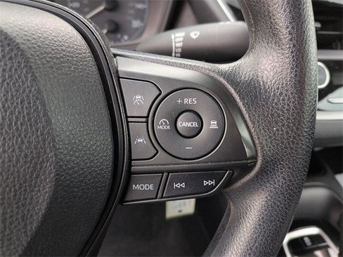 Certified 2024 Toyota Corolla LE image 18