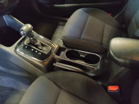 Used 2017 Kia Forte LX FWD image 26