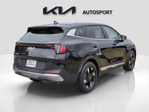 New 2026 Kia Sportage LX image 8