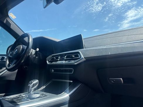 Used 2020 BMW X5 xDrive40i w/ M Sport Package AWD/4WD image 23
