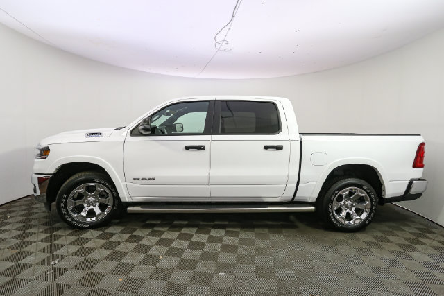 Used 2025 RAM 1500 Big Horn AWD/4WD image 6