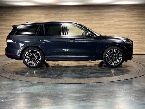 Used 2020 Lincoln Aviator Black Label AWD/4WD image 17