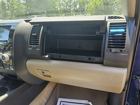 Used 2008 Toyota Sequoia SR5 AWD/4WD image 52