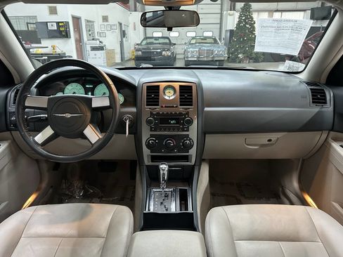 Used 2005 Chrysler 300 Touring w/ Protection Group image 18