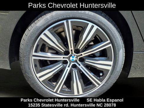 Used 2025 BMW 330i xDrive Sedan AWD/4WD image 34