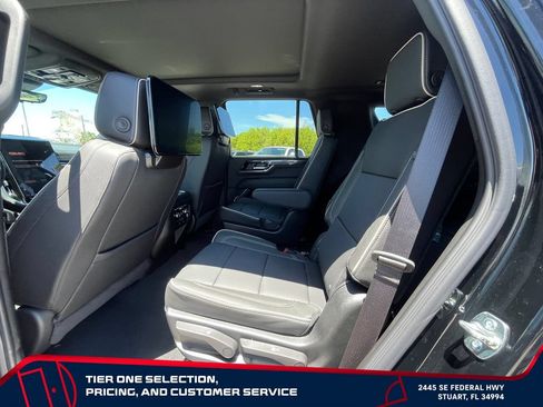 New 2026 GMC Yukon XL Denali w/ Denali Reserve Package AWD/4WD image 14