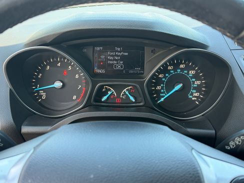 Used 2016 Ford Escape Titanium FWD image 36