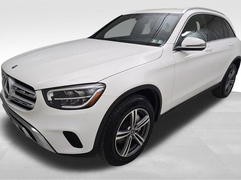 Used 2020 Mercedes-Benz GLC 300 4MATIC image 5