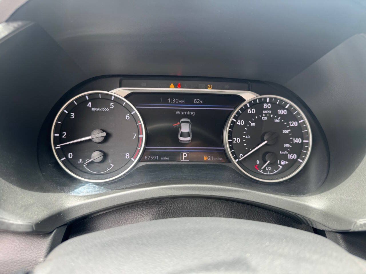 Used 2021 Nissan Sentra SR FWD image 12