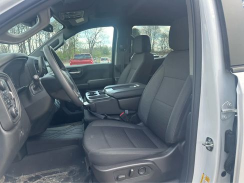 Used 2024 Chevrolet Silverado 1500 Custom w/ LPO, Dark Essentials Package image 10