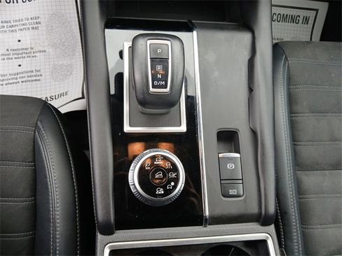 Used 2022 Mitsubishi Outlander SE image 22