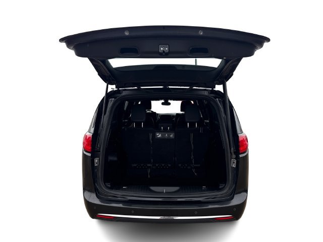 Used 2019 Chrysler Pacifica Touring-L FWD image 12