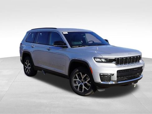 New 2025 Jeep Grand Cherokee L Limited w/ Trailer Tow Package image 1