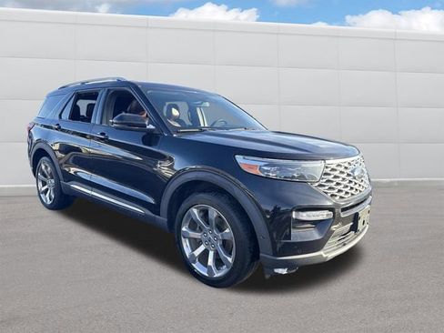 Used 2020 Ford Explorer Platinum image 12