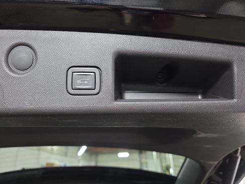 Used 2024 Chevrolet Equinox LT image 13