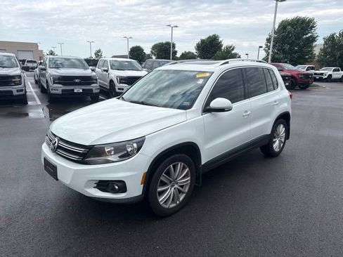 Used 2014 Volkswagen Tiguan SEL AWD/4WD image 3