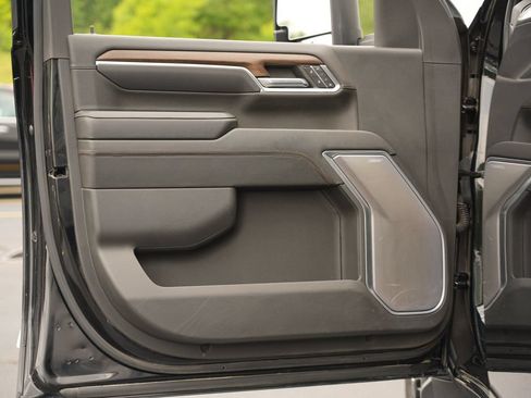 Used 2024 Chevrolet Silverado 3500 High Country w/ High Country Premium Package AWD/4WD image 14