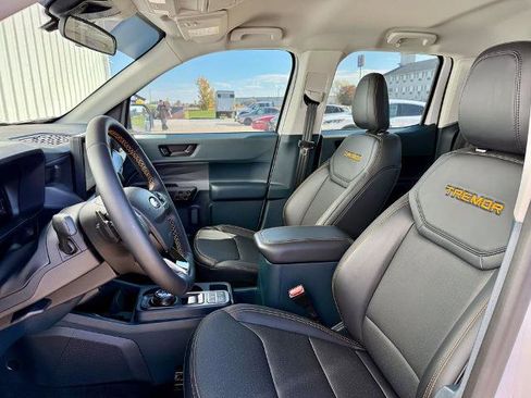 Certified 2025 Ford Maverick Tremor image 10