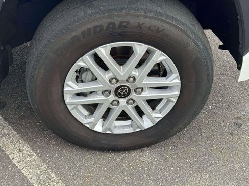 Used 2023 Toyota Tundra SR5 w/ SR5 Premium Package image 9