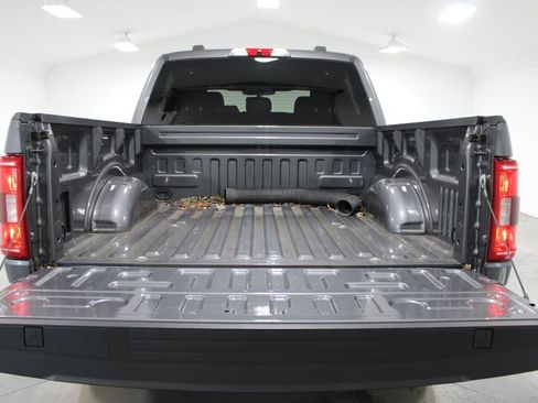 Used 2022 Ford F150 XLT w/ Equipment Group 302A High image 17