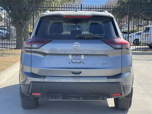 Certified 2024 Nissan Rogue SV w/ SV Premium Package image 5