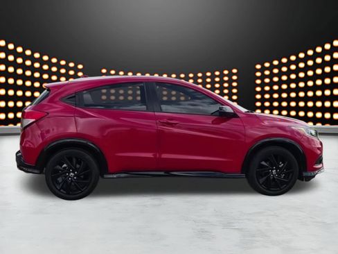 Used 2022 Honda HR-V Sport image 9