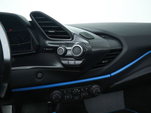 Certified 2019 Ferrari 488 Pista Spider image 33