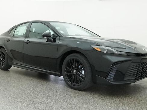 New 2026 Toyota Camry SE FWD image 29