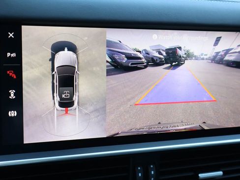 Used 2023 Porsche Cayenne GTS image 16