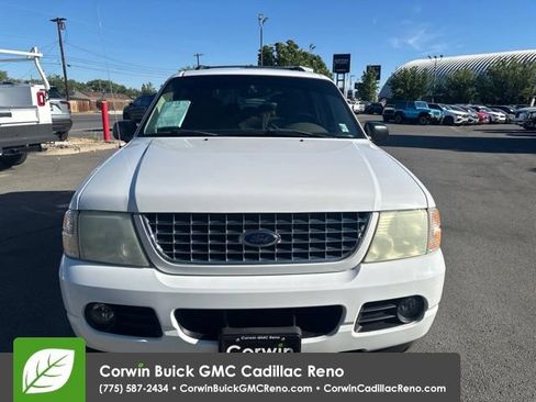 Used 2004 Ford Explorer XLT AWD/4WD image 3
