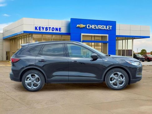 Used 2025 Ford Escape ST-Line FWD image 8