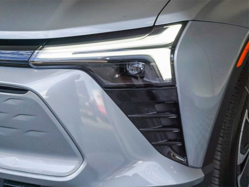 New 2026 Chevrolet Blazer EV LT image 5