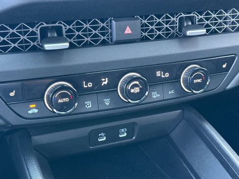 Used 2025 Honda Accord SE image 30