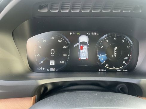 Used 2018 Volvo XC90 T6 Inscription w/ Convenience Package image 13