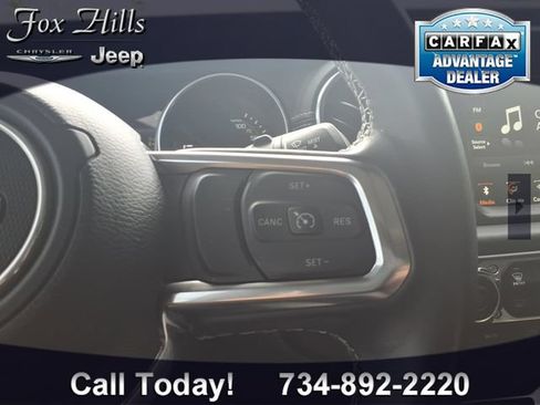 Used 2023 Jeep Wrangler Unlimited Sahara w/ Cold Weather Group AWD/4WD image 18