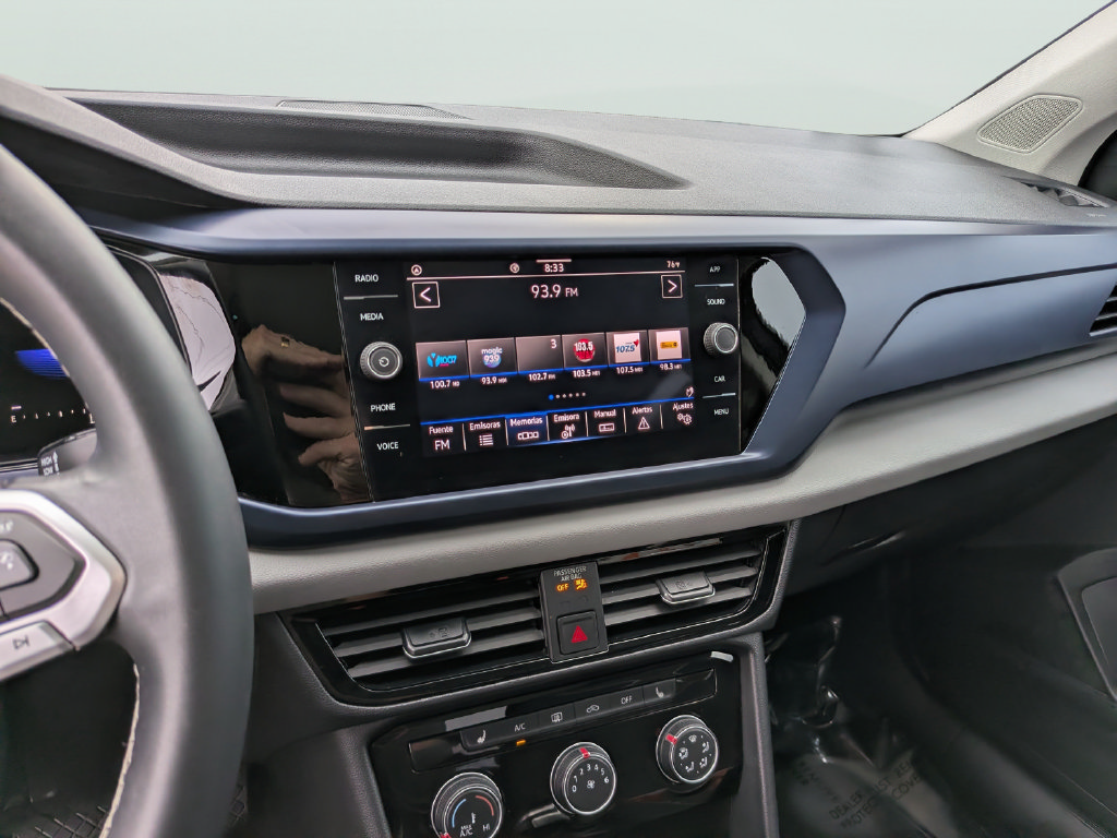 Certified 2023 Volkswagen Taos SE w/ Panoramic Sunroof Package FWD image 19