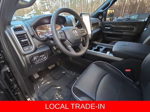 Used 2026 RAM 3500 Laramie AWD/4WD image 17