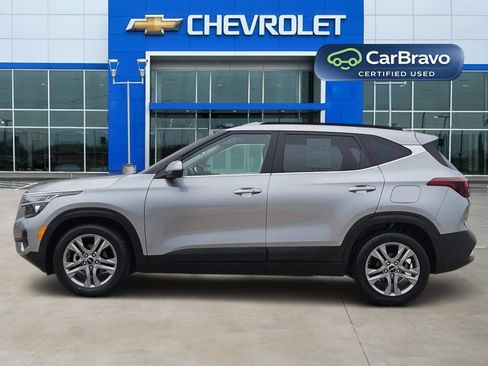 Used 2022 Kia Seltos S FWD image 3