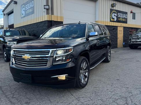 Used 2017 Chevrolet Suburban Premier image 1