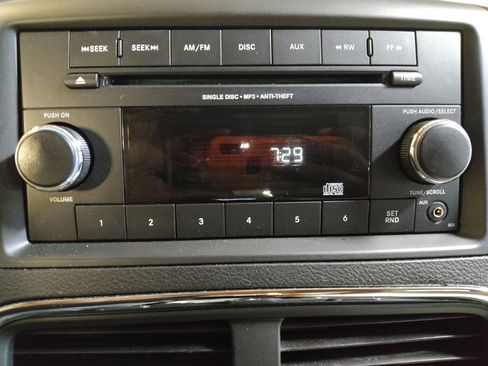 Used 2016 Dodge Grand Caravan SE w/ Quick Order Package 29E SE FWD image 25