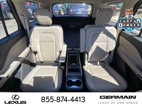 Used 2023 Lincoln Aviator Reserve w/ Equipment Group 201A AWD/4WD image 15
