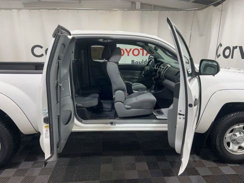 Used 2012 Toyota Tacoma 4x4 Access Cab V6 image 18