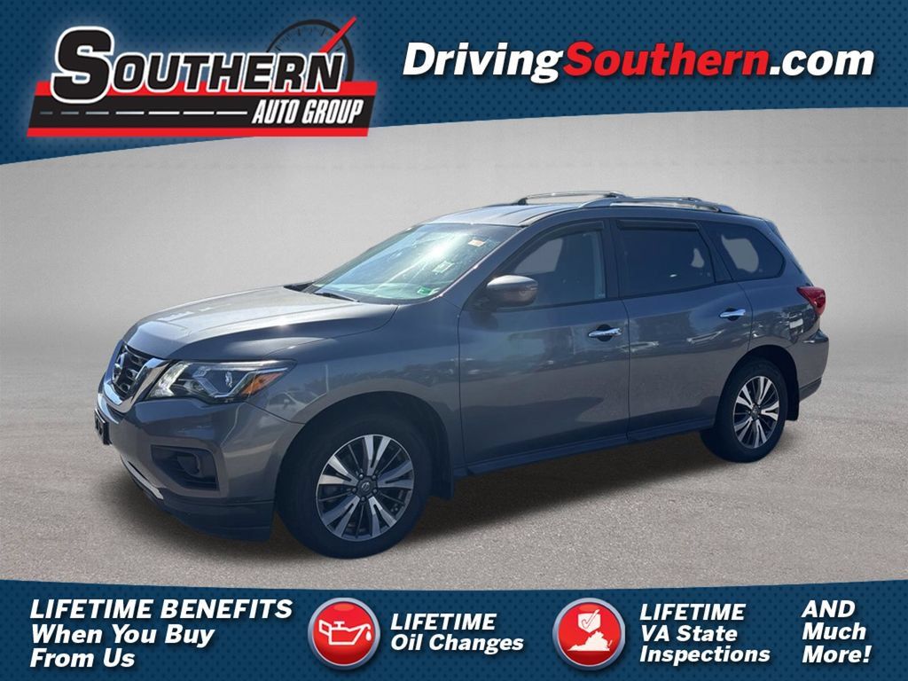 Used 2017 Nissan Pathfinder SV AWD/4WD image 1