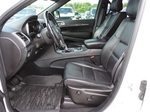 Used 2022 Jeep Grand Cherokee Limited AWD/4WD image 24