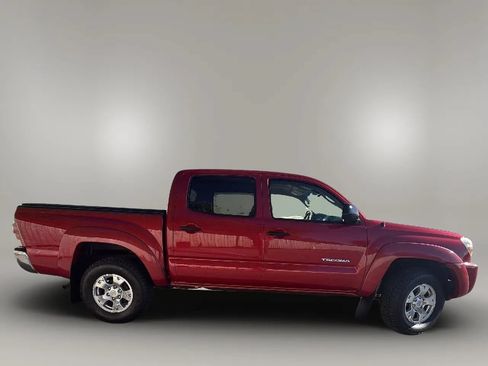 Used 2011 Toyota Tacoma 4x4 Double Cab w/ SR5 Pkg #2 image 8