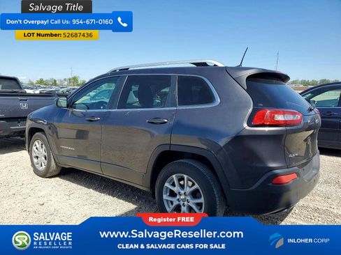 Used 2017 Jeep Cherokee Latitude w/ True North Edition AWD/4WD image 3