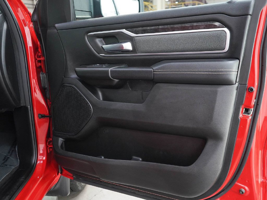 Used 2023 RAM 1500 Big Horn AWD/4WD image 9