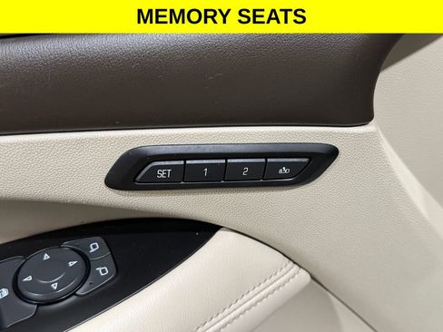 Used 2017 Buick LaCrosse Premium w/ Driver Confidence Package #2 FWD image 2