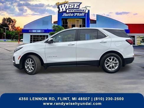 Used 2023 Chevrolet Equinox LT w/ LPO, Floor Liner Package image 3