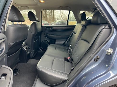 Used 2015 Subaru Outback 2.5i Limited image 10